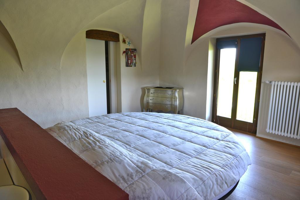 Casa Vacanze Il Brichet Mondovi Phòng bức ảnh